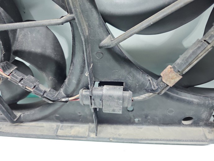 Electroventilator Volkswagen Passat B6 (3C2) [Fabr 2005-2010] 1K0121207BC 2.0 TDI CBBB 125KW / 170CP