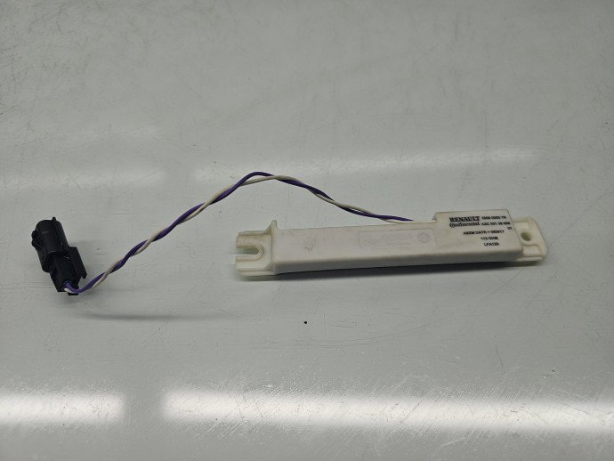 Amplificator antena Renault Laguna 3 [Fabr 2007-prezent] 285900007R