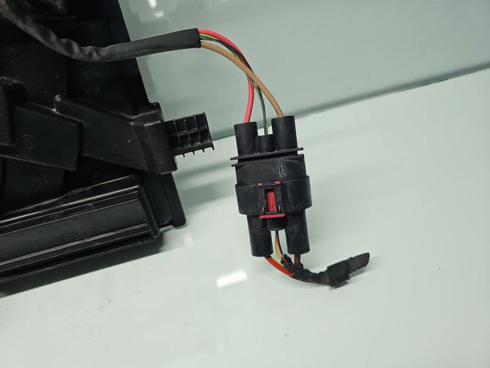 Electroventilator Skoda Octavia 3 (5E3) [Fabr 2012-2020] 5Q0121203AA 1.4 TSI CXSA 90KW / 122CP