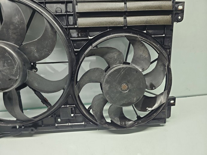 Electroventilator Volkswagen Passat CC (357) [Fabr 2008-2012] 1K0121207BC 1.6 TDI CAYC 77KW / 105CP