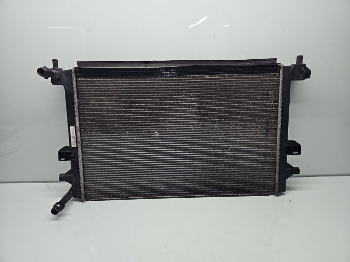 Radiator apa Volkswagen Passat B8 (3G2) [Fabr 2015-prezent] 5Q0121251ED 2.0 TDI CRBC 110KW / 150CP