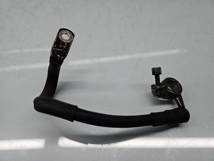 Borna baterie (-) Volkswagen Golf 6 (5K1) [Fabr 2009-2013] 1T0971235A