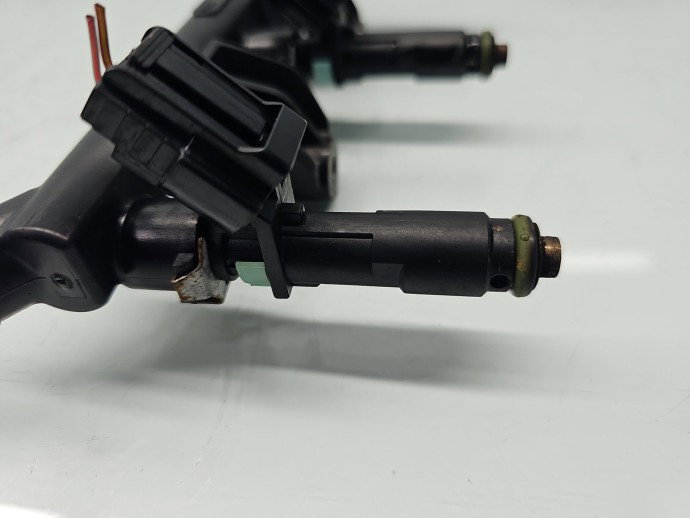 Rampa injectoare Volkswagen Polo (9N) [Fabr 2001-2008] 03D133319J 1.2 TSI BBM 44KW / 60CP