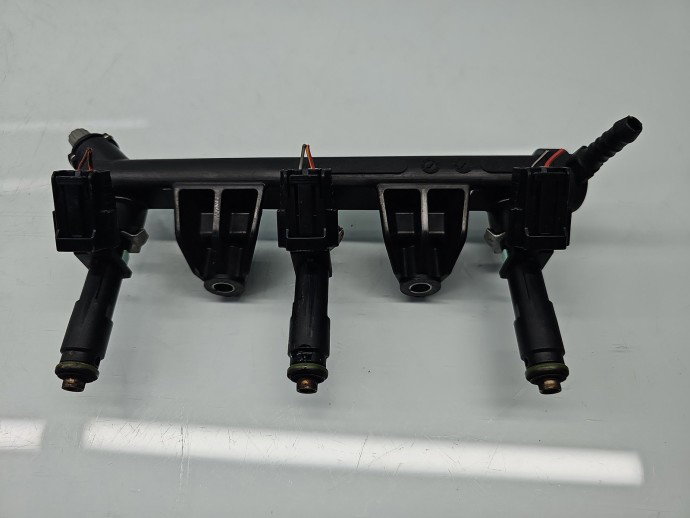 Rampa injectoare Volkswagen Polo (9N) [Fabr 2001-2008] 03D133319J 1.2 TSI BBM 44KW / 60CP
