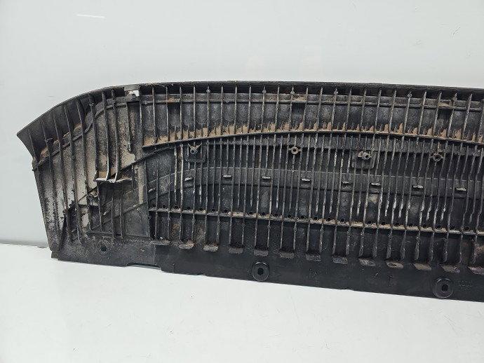 Scut sub bara AUDI A6 (4G2, C7) [Fabr 2012-2017] Sedan Quattro 4G0807611