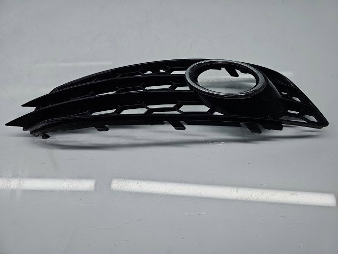 Grila proiector stanga AUDI A3 (8P1) [Fabr 2003-2012] Sportback S-line, Quattro aftermarket