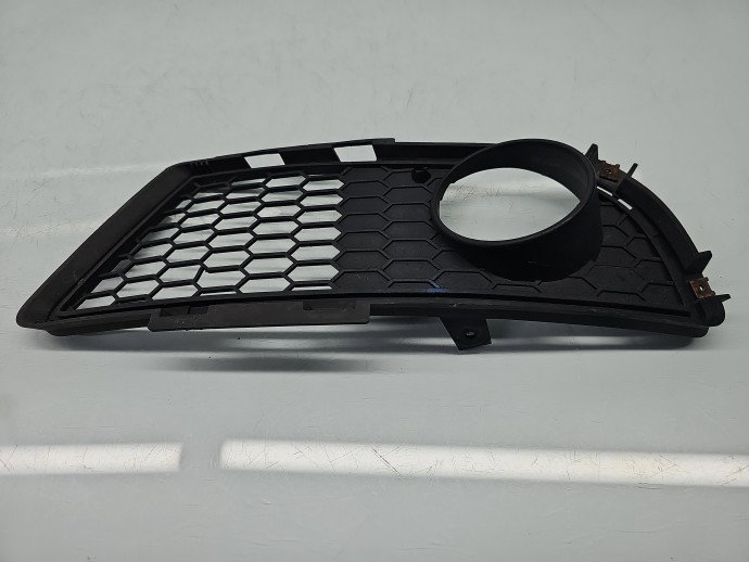 Grila proiector stanga Bmw 3 (E90) [Fabr 2005-2011] Sedan Facelift, Pachet M 7891395