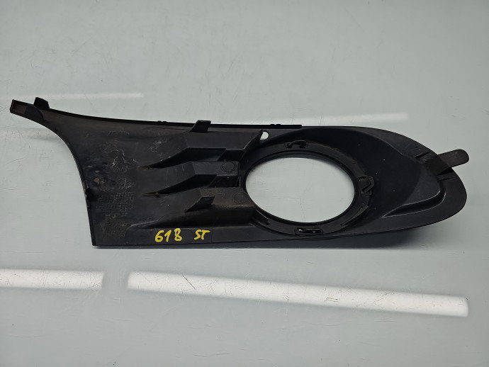 Grila proiector stanga Volkswagen Golf 6 (5K1) [Fabr 2009-2013] Hatchback OEM