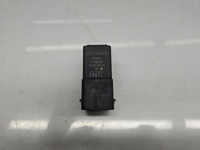 Releu PEUGEOT 508 [Fabr 2010-2018] 9802424080