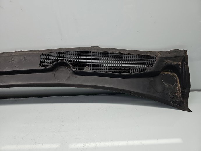 Grila stergator parbriz Renault Megane 3 [Fabr 2008-2015] 668110003R