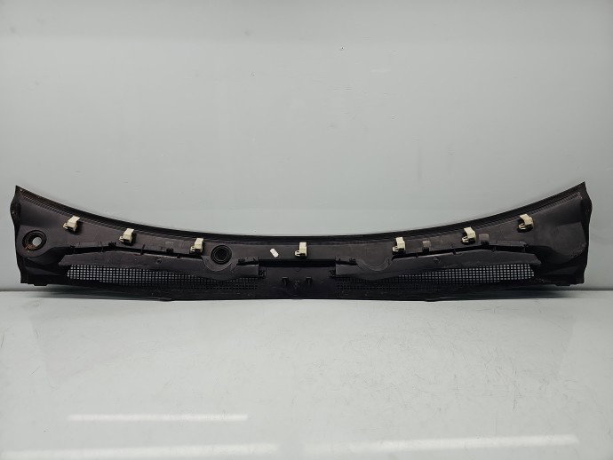 Grila stergator parbriz Renault Megane 3 [Fabr 2008-2015] 668110003R