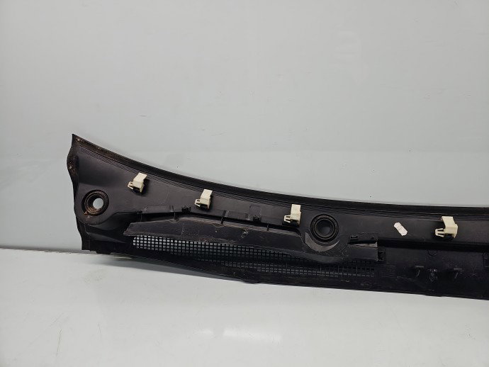 Grila stergator parbriz Renault Megane 3 [Fabr 2008-2015] 668110003R