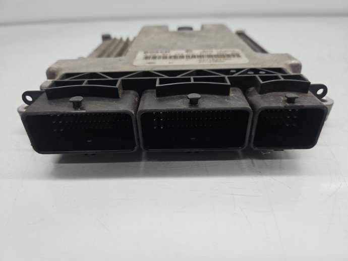 Calculator motor ECU Renault Megane 3 [Fabr 2008-2015] 237104376R 1.6 dCi R9M-A4 96KW / 131CP