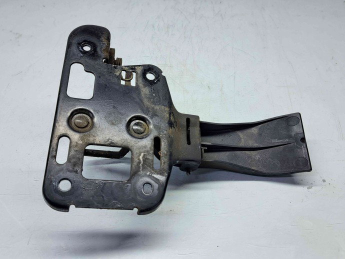 Maner deschidere capota Audi Q5 (8RB) [Fabr 2008-2016] 8R0823480