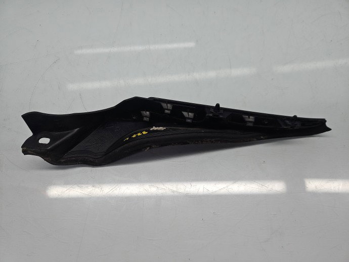 Ornament parbriz stanga Renault Megane 3 [Fabr 2008-2015] Break  668630006R