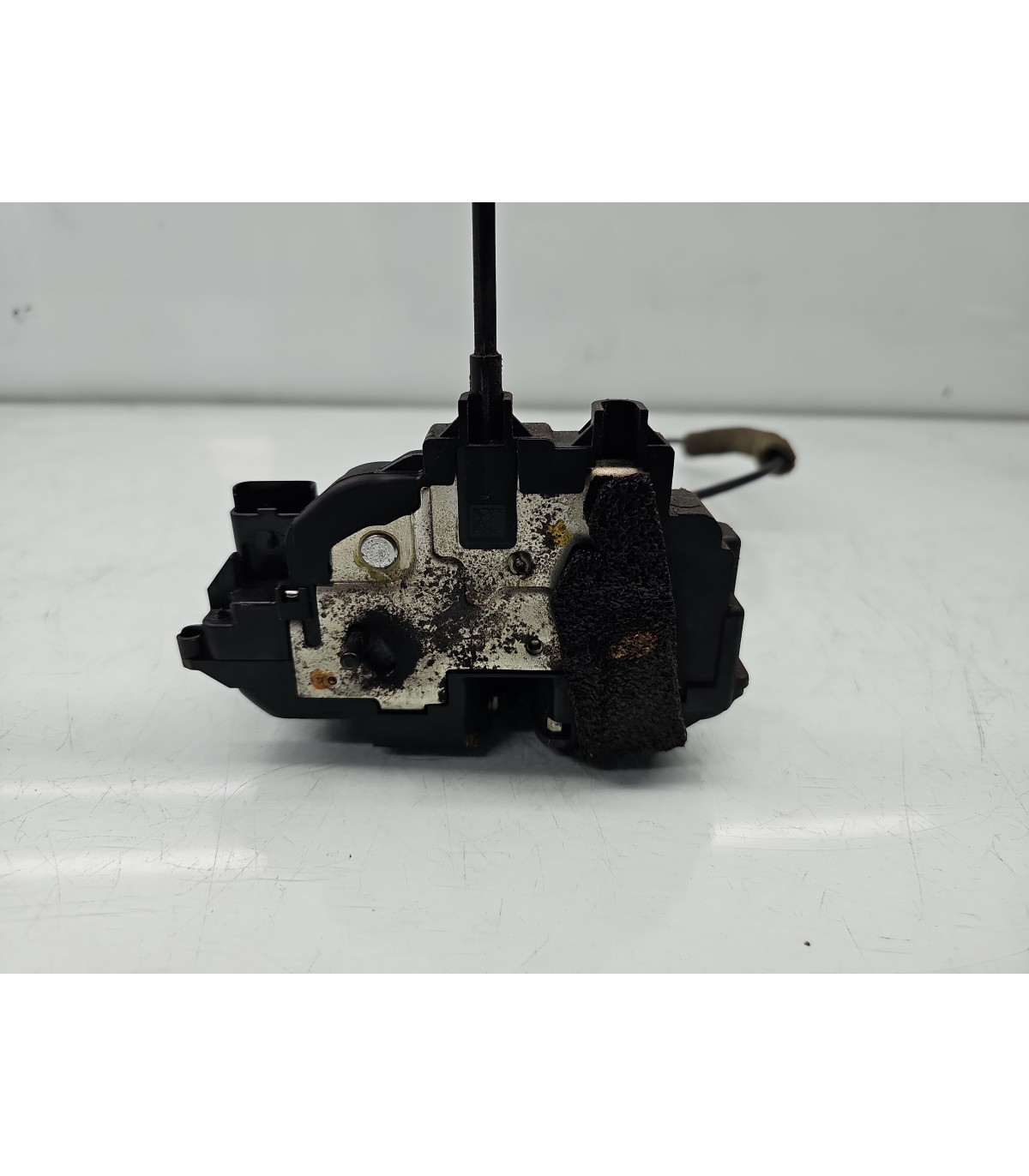 Vezi aici Broasca usa dreapta spate Renault Megane 3 [Fabr 2008-2015] Break  825029240R pentru doar 247,11 RON