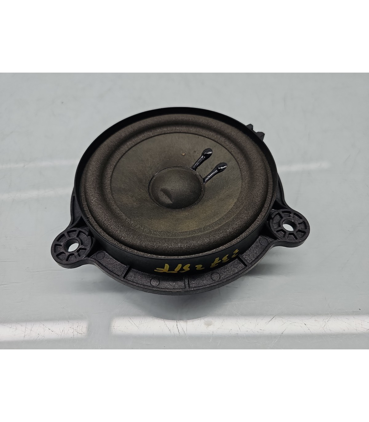 Vezi aici Boxa stanga fata Renault Megane 3 [Fabr 2008-2015] 281441076R pentru doar 147,93 RON
