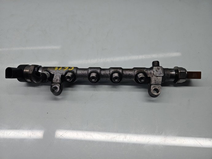 Rampa injectoare Volkswagen Passat B7 (362) [Fabr 2010-2014] 03L125C 2.0 TDI CFFB 103KW / 140CP