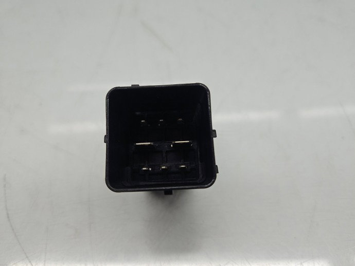 Releu PEUGEOT 3008 [Fabr 2009-2016] 9802424080