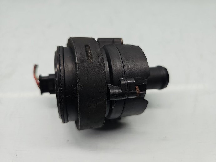 Pompa recirculare apa AUDI A3 (8V1) [Fabr 2012-prezent] 5G0965567 2.0 TDI CRBC 110KW / 150CP
