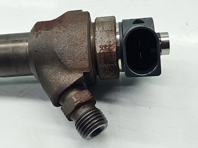 Injector AUDI A3 (8V1) [Fabr 2012-prezent] 04L130277AK 2.0 TDI CRBC 110KW / 150CP