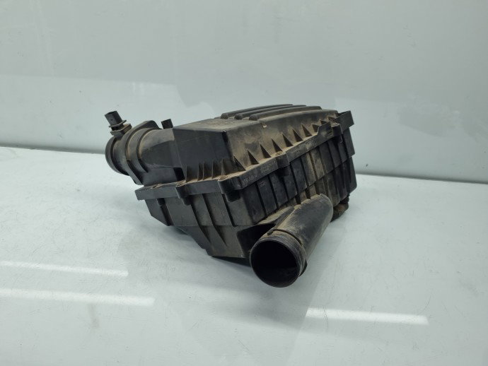 Carcasa filtru aer Volkswagen Passat B6 (3C2) [Fabr 2005-2010] 3C0129607 AQ / 3C0129601BD 2.0 TDI CBB 125KW / 170CP