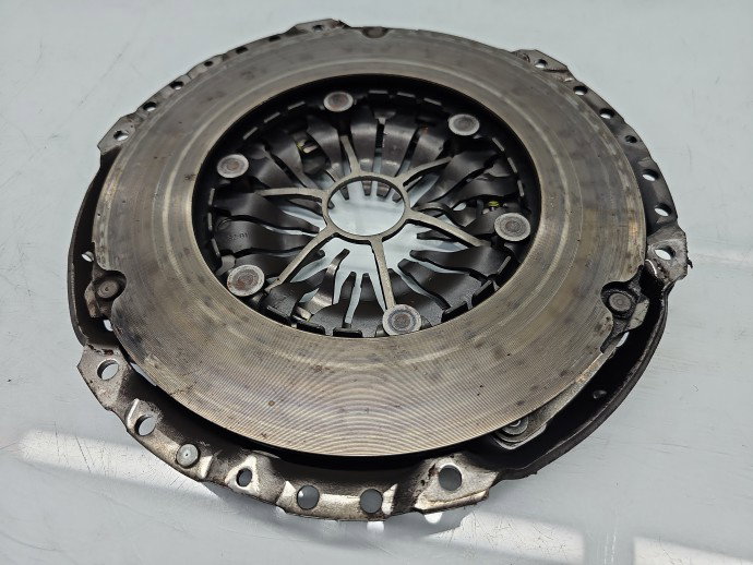 Kit ambreiaj volanta masa dubla AUDI A3 (8V1) [Fabr 2012-prezent] 2.0 TDI CRBC 415058310 110KW / 150CP
