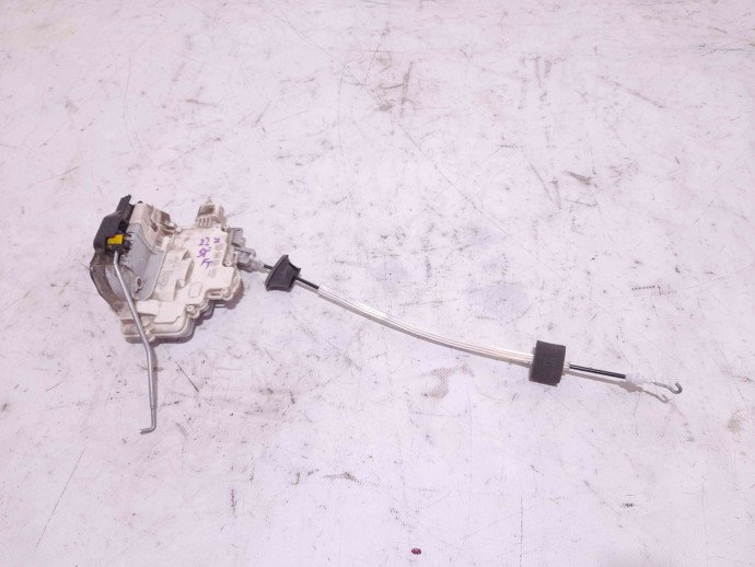 Broasca usa stanga fata 4F2837015 Audi A6 (4F2, C6) [Fabr 2004-2010] 2.0 BRE