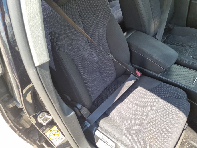 Centura dreapta fata Volkswagen Passat B6 (3C2) [Fabr 2005-2010] OEM