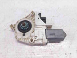Motoras geam dreapta fata 4F0959802D Audi A6 (4F2, C6) [Fabr 2004-2010] 2.0 BRE