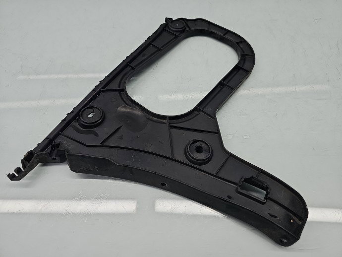 Suport bara dreapta spate AUDI A3 (8VS) [Fabr 2013-prezent] Berlina S-line 8V5807378