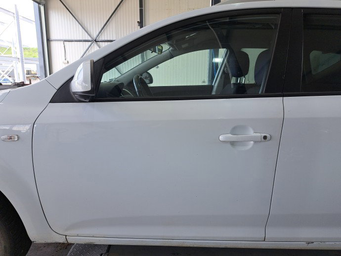 Usa stanga fata KIA Ceed (SW) [Fabr 2007-2012] ALB