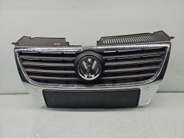 Grila bara fata Volkswagen Passat B6 (3C2) [Fabr 2005-2010] Break 3C0853651AF