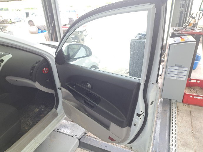 Usa dreapta fata KIA Ceed (SW) [Fabr 2007-2012] ALB