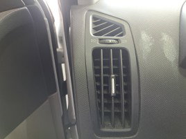 Grila aerisire stanga KIA Ceed (SW) [Fabr 2007-2012] OEM