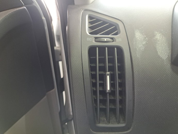 Grila aerisire stanga KIA Ceed (SW) [Fabr 2007-2012] OEM