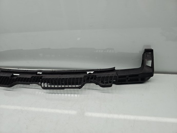 Suport central bara spate Volkswagen Golf 7 (5G) [Fabr 2014-prezent] Hatchback 5Q6807863A