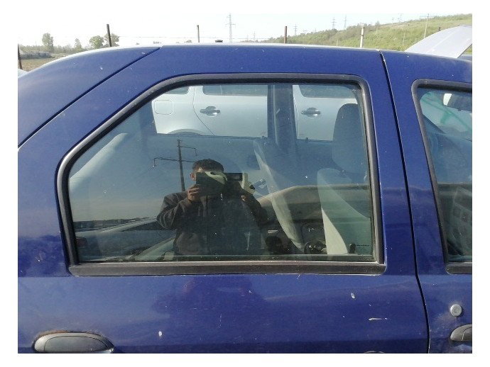 Geam dreapta spate Dacia Logan 1 1.4 benz OEM 2004-2012
