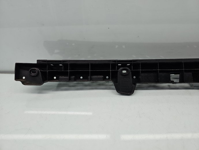 Suport central bara spate Volkswagen Passat CC (358) Facelift [Fabr 2012-2016] 3C8807863D