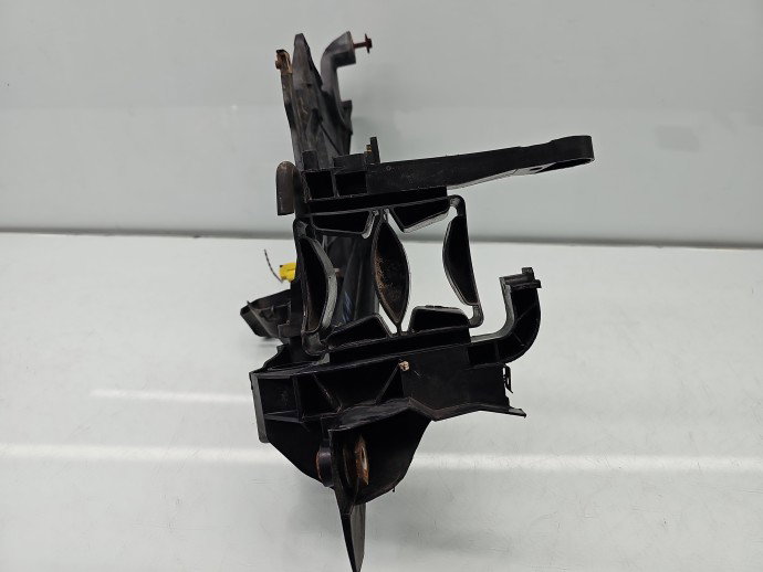 Suport far stanga AUDI A4 (8K5, B8) Avant [Fabr 2008-2015] 8K0805607A