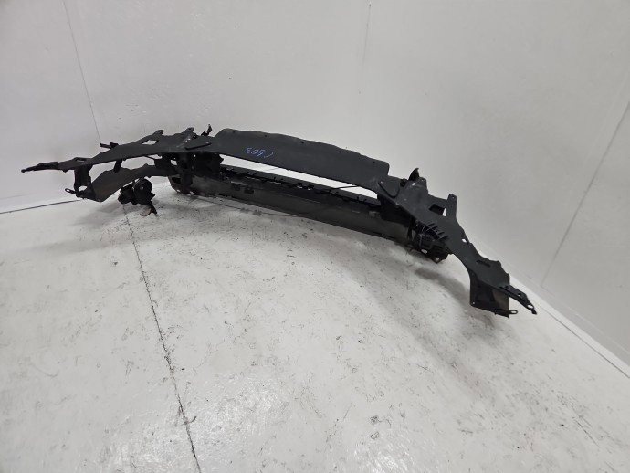 Trager Volvo S60 II [Fabr 2010-2018] Sedan Facelift, R-Design OEM