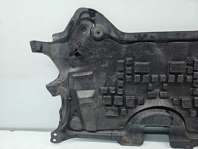 Scut motor Mercedes Clasa C (W204) [Fabr 2007-2014] A2045202623