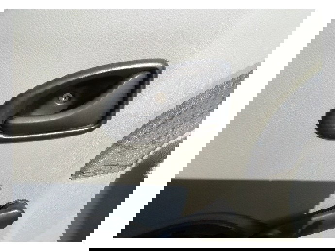 Maner interior usa dreapta fata Dacia Logan 1 1.4 benz OEM 2004-2012