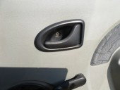 Maner interior usa dreapta fata Dacia Logan 1 1.4 benz OEM 2004-2012