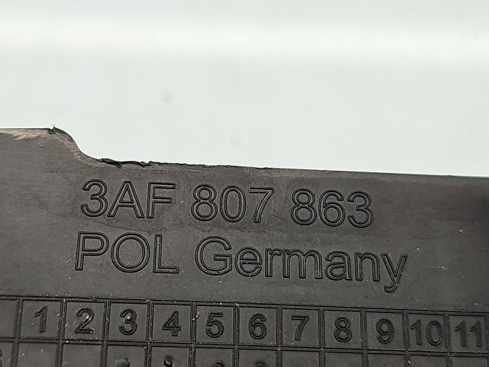 Suport central bara spate Volkswagen Passat B7 (365) [Fabr 2010-2014] Break 3AF807863