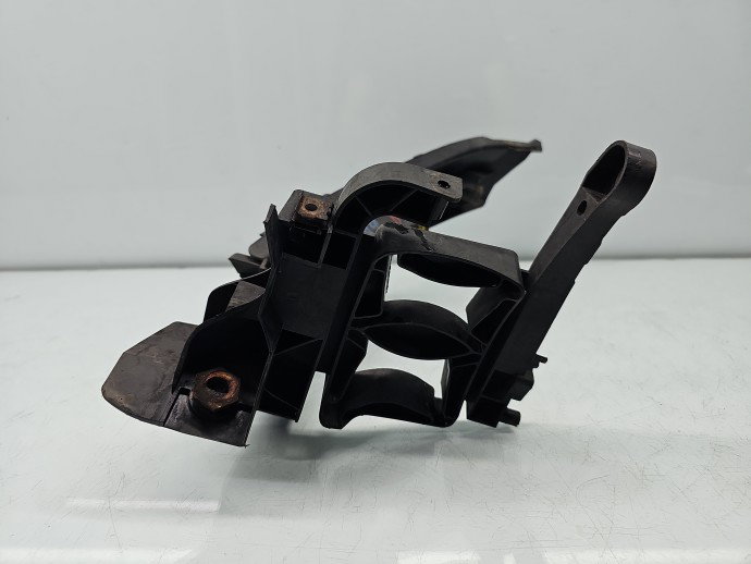 Suport far dreapta AUDI A4 (8K5, B8) Avant [Fabr 2008-2015] 8K0805608A