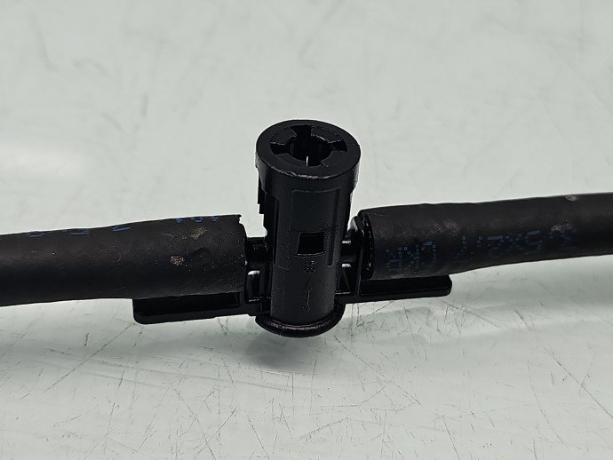 Conducta retur injectoare Volkswagen Passat B6 (3C2) [Fabr 2005-2010] OEM 2.0 TDI CBB 125KW / 170CP