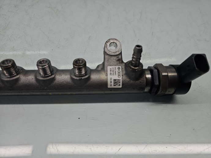 Rampa injectoare Volkswagen Passat B6 (3C2) [Fabr 2005-2010] 03L089C 2.0 TDI CBB 125KW / 170CP