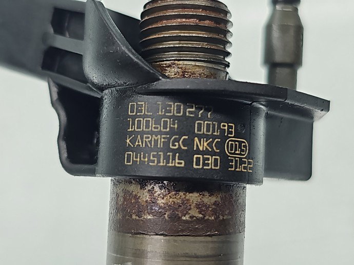 Injector Volkswagen Passat B6 (3C2) [Fabr 2005-2010] 03L130277 2.0 TDI CBB 125KW / 170CP