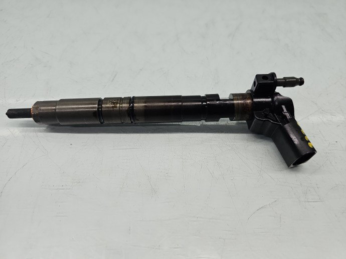 Injector Volkswagen Passat B6 (3C2) [Fabr 2005-2010] 03L130277 2.0 TDI CBB 125KW / 170CP